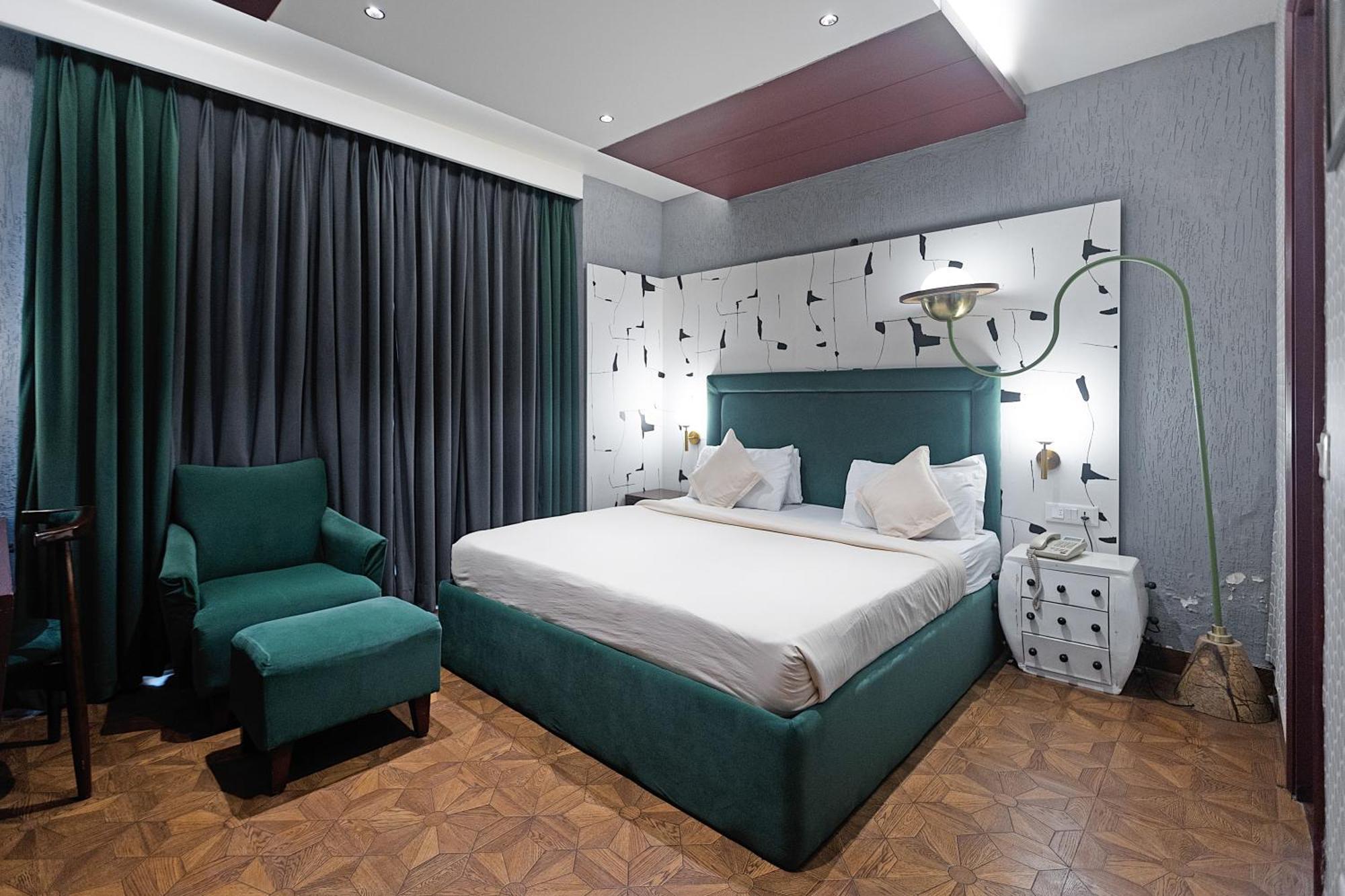 The Grand Vikalp By Saga Hotels New Delhi Exterior photo